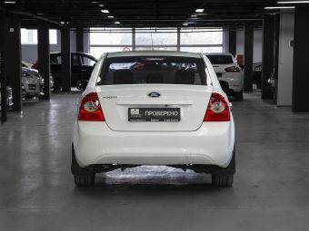 Ford Focus, 2.0 л, АКПП, 2009 фото 7