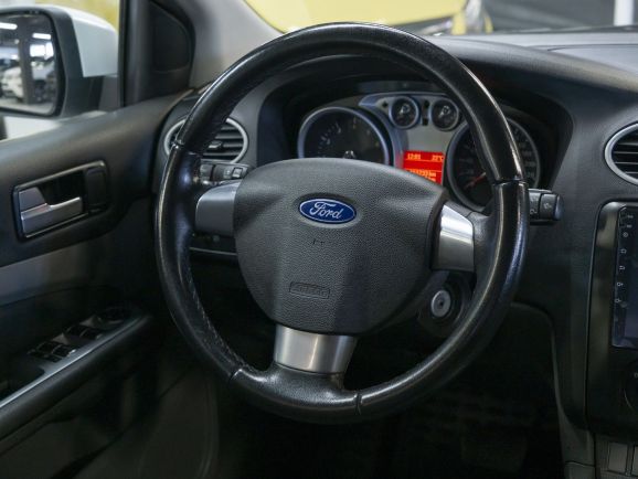 Ford Focus, 2.0 л, АТ, 2009 фото 11