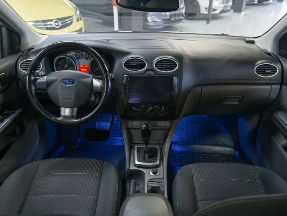 Ford Focus, 2.0 л, АТ, 2009 фото 13