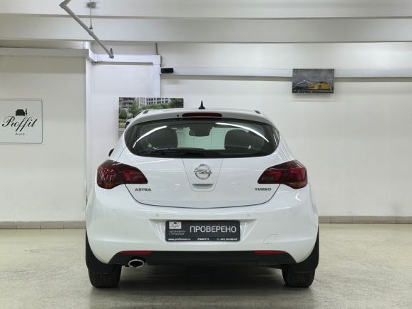 Opel Astra Cosmo, 1.4 л, АТ, 2011 фото 7