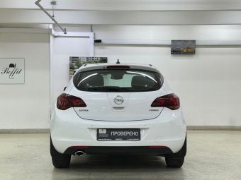 Opel Astra Cosmo, 1.4 л, АКПП, 2011 фото 7