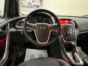 Opel Astra Cosmo, 1.4 л, АКПП, 2011 фото 11