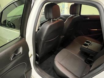 Opel Astra Cosmo, 1.4 л, АКПП, 2011 фото 1