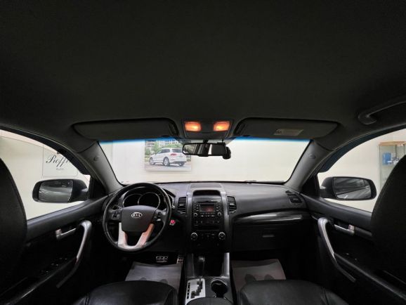Kia Sorento Premium, 2.2 л, АТ, 2010 фото 2