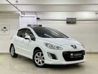 Peugeot 308, 1.6 л, АКПП, 2012 фото 5