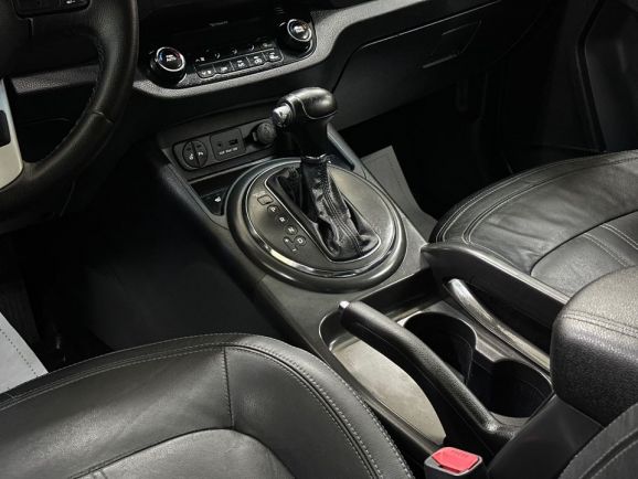 Kia Sportage Premium, 2.0 л, АТ, 2012 фото 13