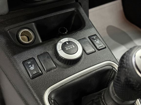 Nissan X-Trail, 2.0 л, МТ, 2011 фото 14