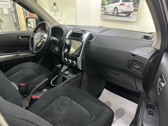 Nissan X-Trail, 2.0 л, МТ, 2011 фото 15