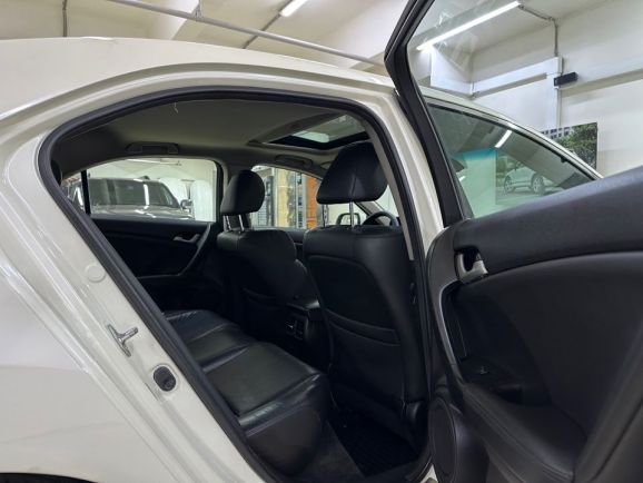 Honda Accord Executive, 2.4 л, АТ, 2008 фото 2