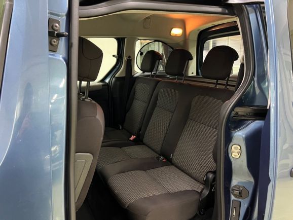 Peugeot Partner, 1.6 л, МТ, 2013 фото 1