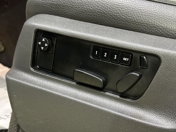 Volkswagen Touareg, 3.0 л, АТ, 2008 фото 13