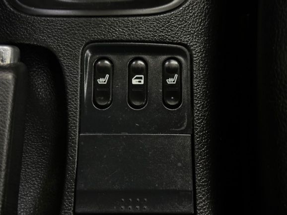 Nissan Primera, 1.8 л, МТ, 2004 фото 15