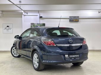 Opel Astra, 1.8 л, АКПП, 2010 фото 6