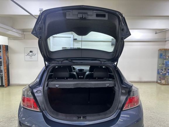 Opel Astra, 1.8 л, АТ, 2010 фото 9