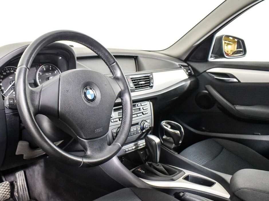 BMW X1, 2.0 л, АТ, 2014 фото 2