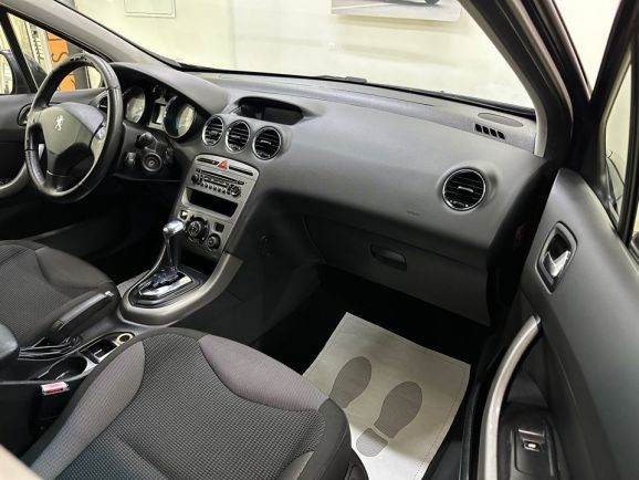 Peugeot 308, 1.6 л, АТ, 2008 фото 16