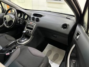 Peugeot 308, 1.6 л, АКПП, 2008 фото 16