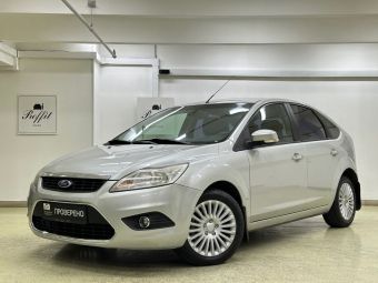 Ford Focus, 1.8 л, МКПП, 2010 фото 3