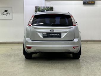 Ford Focus, 1.8 л, МКПП, 2010 фото 7
