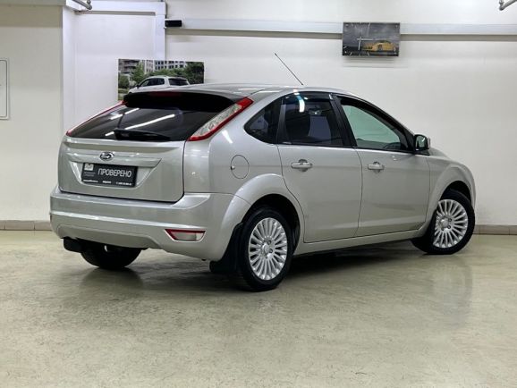Ford Focus, 1.8 л, МТ, 2010 фото 8