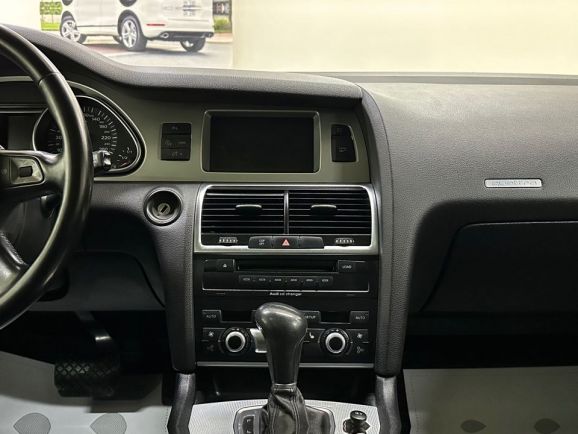 Audi Q7, 3.0 л, АТ, 2008 фото 15