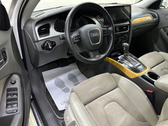 Audi A4, 2.0 л, Вариатор, 2011 фото 10