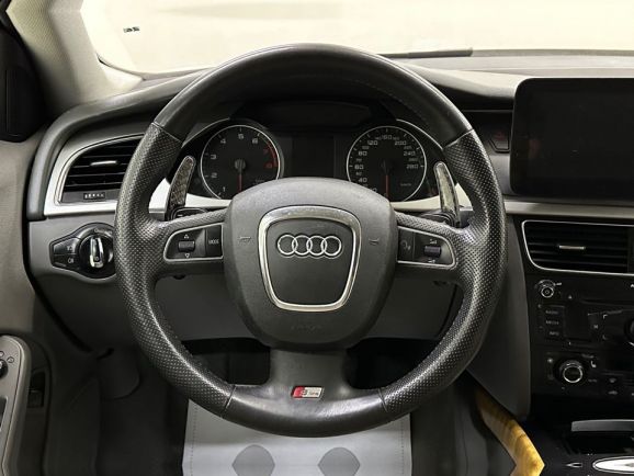 Audi A4, 2.0 л, Вариатор, 2011 фото 14