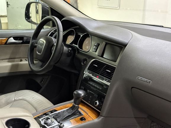 Audi Q7, 3.0 л, АТ, 2007 фото 19