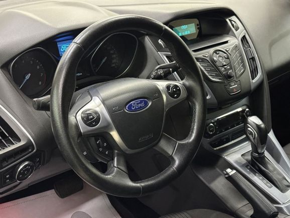 Ford Focus, 1.6 л, Робот, 2014 фото 11