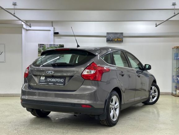 Ford Focus, 1.6 л, Робот, 2012 фото 8