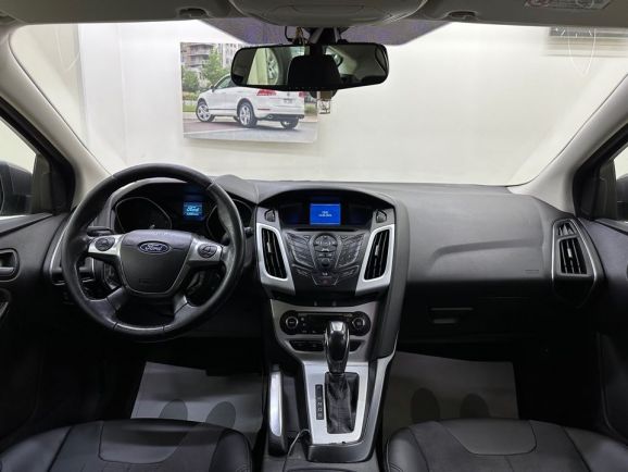 Ford Focus, 1.6 л, Робот, 2012 фото 14