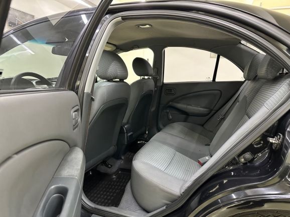 Nissan Almera Classic, 1.6 л, АТ, 2010 фото 2