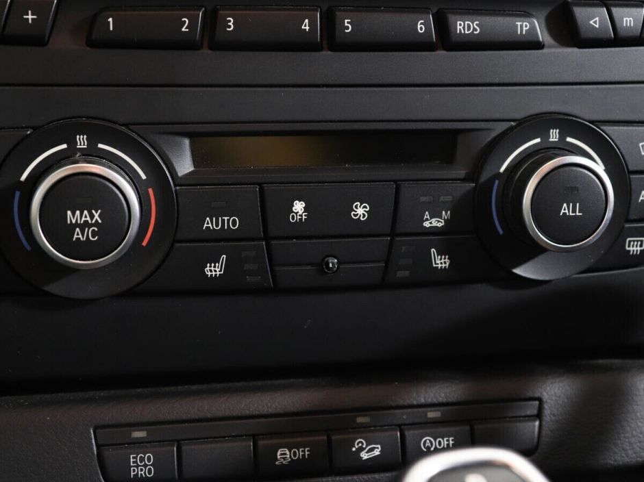 BMW X1, 2.0 л, АТ, 2013 фото 14