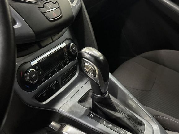 Ford Focus, 2.0 л, Робот, 2011 фото 14