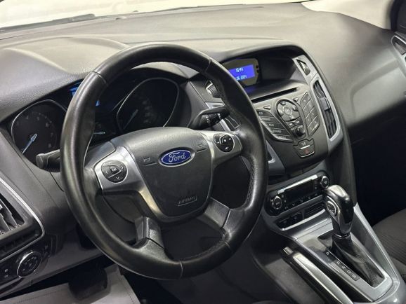 Ford Focus, 2.0 л, Робот, 2011 фото 16