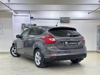 Ford Focus, 1.6 л, МКПП, 2013 фото 8
