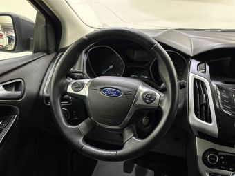 Ford Focus, 1.6 л, МКПП, 2013 фото 10