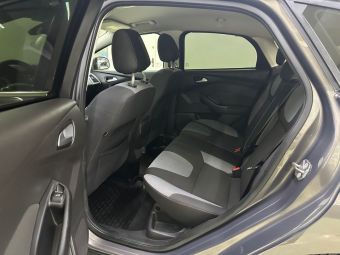 Ford Focus, 1.6 л, МКПП, 2013 фото 1