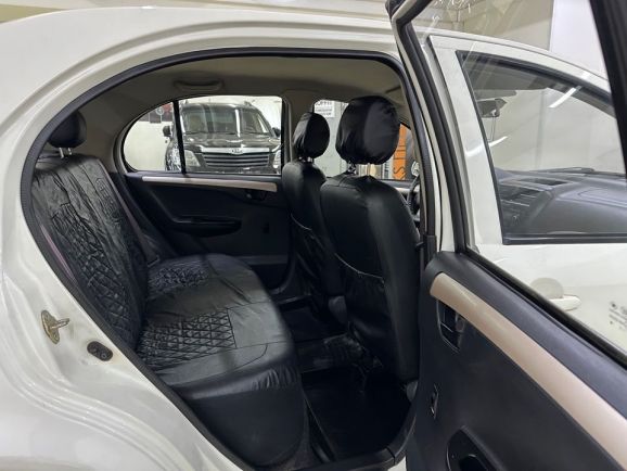 FAW V5, 1.5 л, МТ, 2013 фото 2