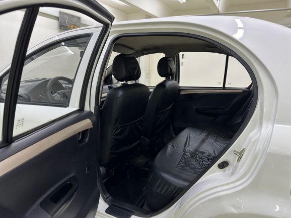 FAW V5, 1.5 л, МТ, 2013 фото 1