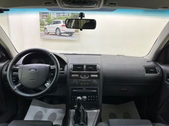 Ford Mondeo, 2.0 л, МКПП, 2005 фото 13