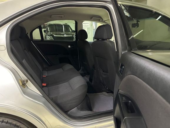 Ford Mondeo, 2.0 л, МТ, 2005 фото 2