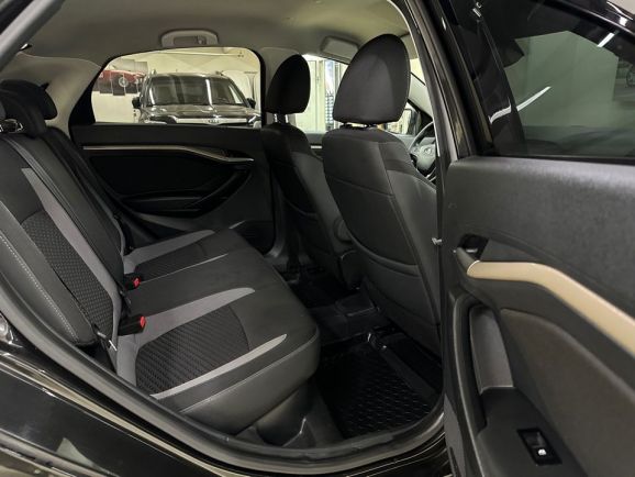 LADA (ВАЗ) Vesta, 1.6 л, Робот, 2016 фото 2