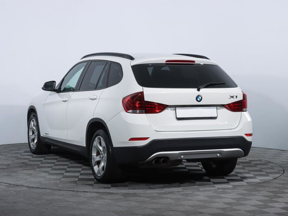 BMW X1, 2.0 л, АТ, 2014 фото 8