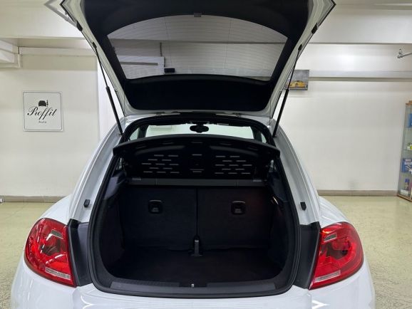 Volkswagen Beetle, 1.4 л, Робот, 2014 фото 9