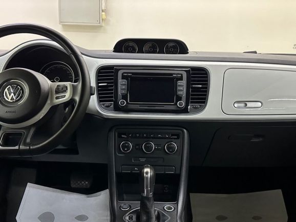 Volkswagen Beetle, 1.4 л, Робот, 2014 фото 13