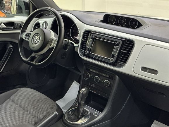 Volkswagen Beetle, 1.4 л, Робот, 2014 фото 16