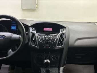 Ford Focus, 1.6 л, МКПП, 2011 фото 11