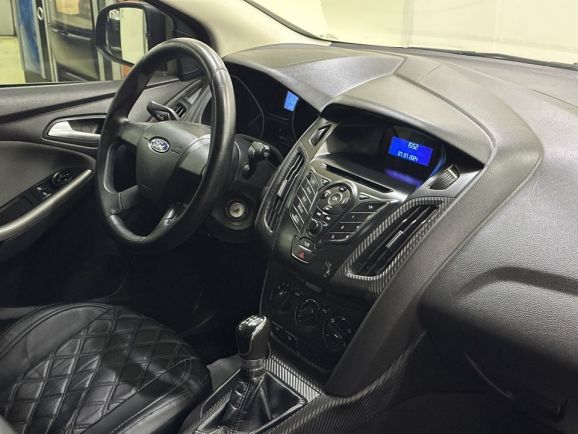 Ford Focus, 1.6 л, МТ, 2011 фото 14