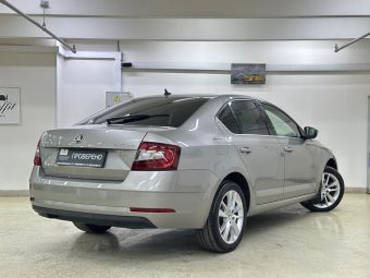 Skoda Octavia, 1.6 л, АКПП, 2017 фото 6